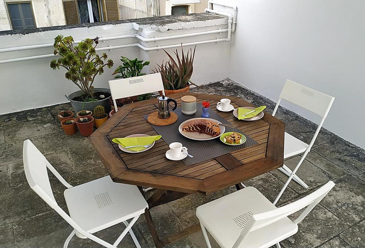 Casa Amelida Apartment Lecce Bagian luar foto